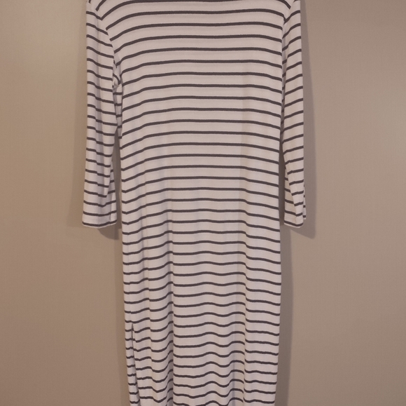 AMOUR VERT Striped Lined Midi Dress - Picture 2 of 8